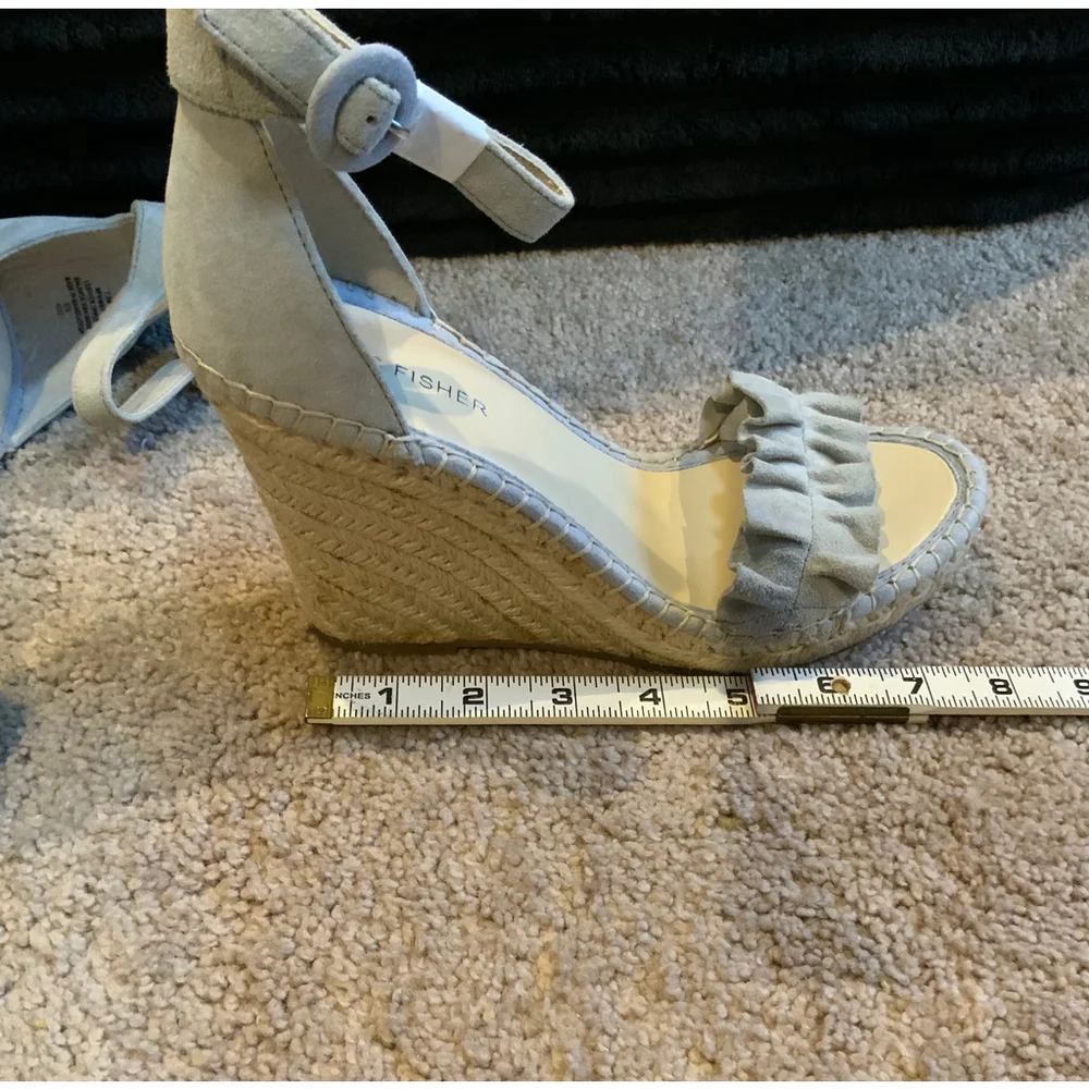 Women's Marc Fisher Light Blue Beige Espadrille Wedge‎ Sandals 7.5 Ruffled Strap